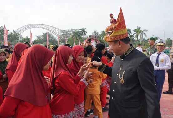 Sekda Kukar Ajak Seluruh Elemen Bangun Pendidikan Bermutu di Hardiknas 2025